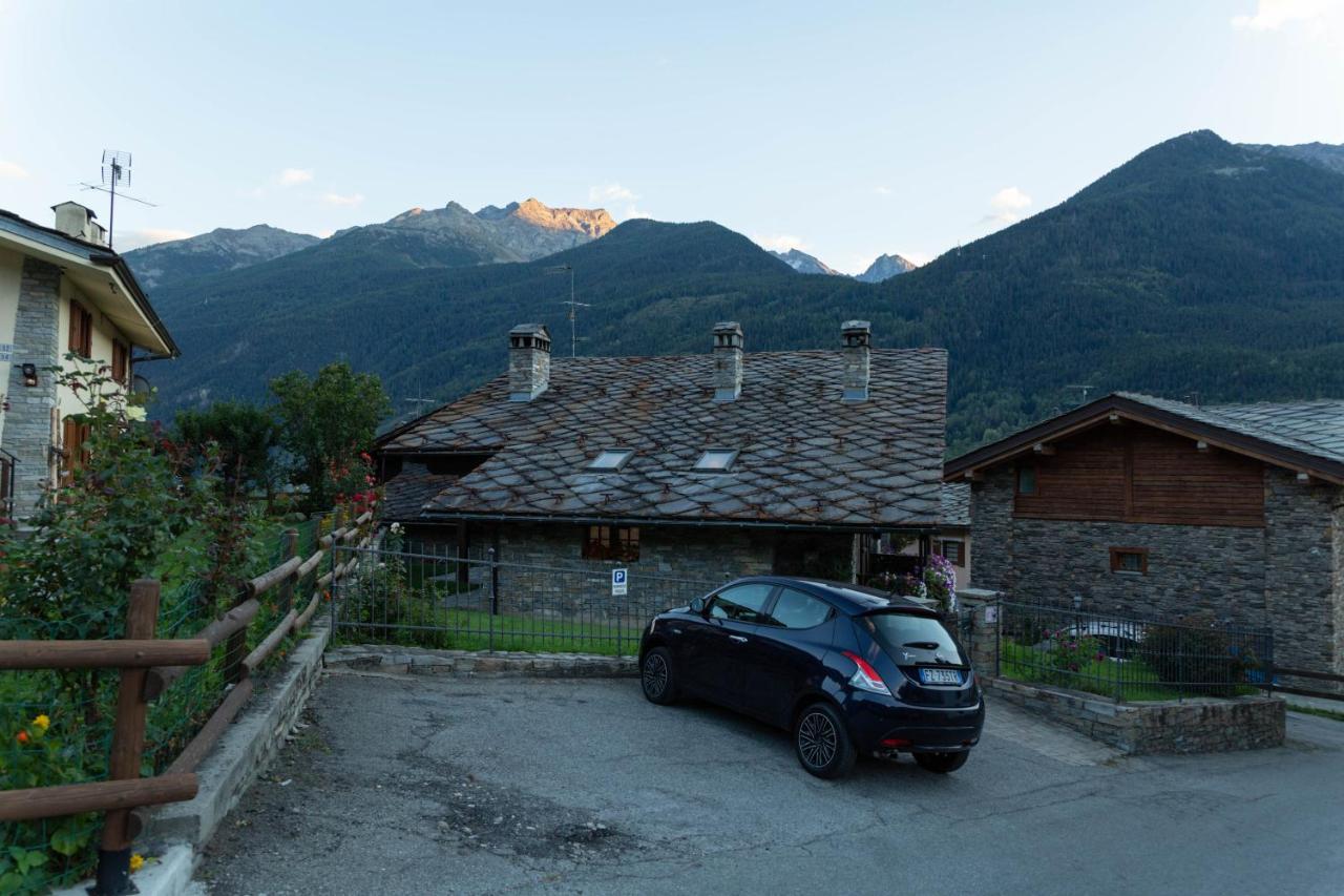 Maison Mont-Blanc La Salle Luaran gambar